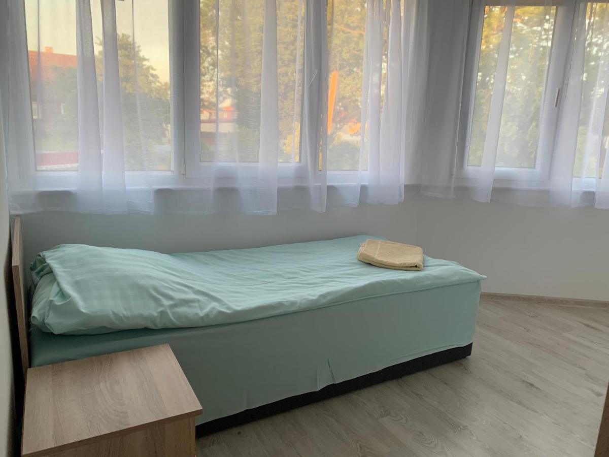 Dom Wczasowy Portowa Przystan 150M Od Plazy Mrzezyno Luaran gambar