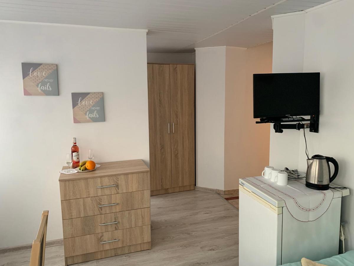 Dom Wczasowy Portowa Przystan 150M Od Plazy Mrzezyno Luaran gambar
